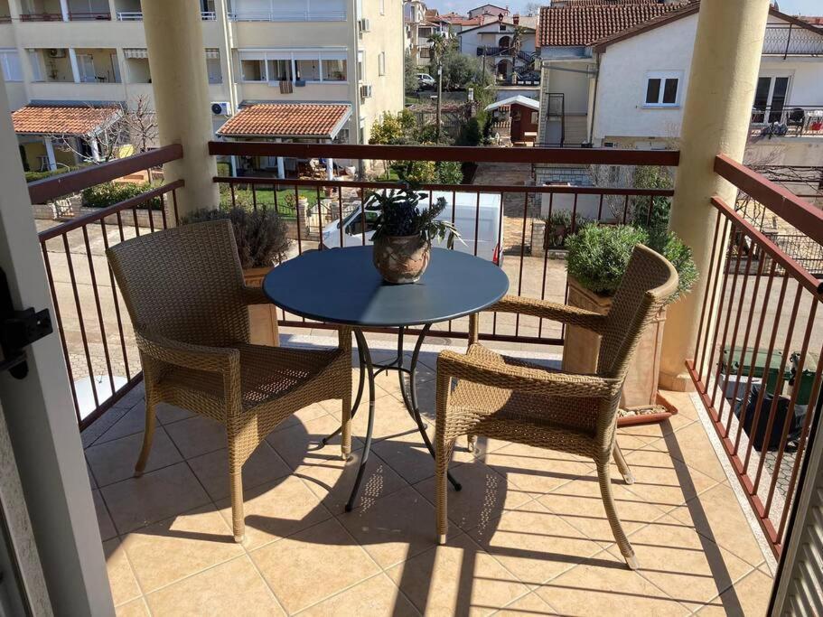 Dachgeschoss-Apartment "Andemi" In Istrien Novigrad Istria Buitenkant foto