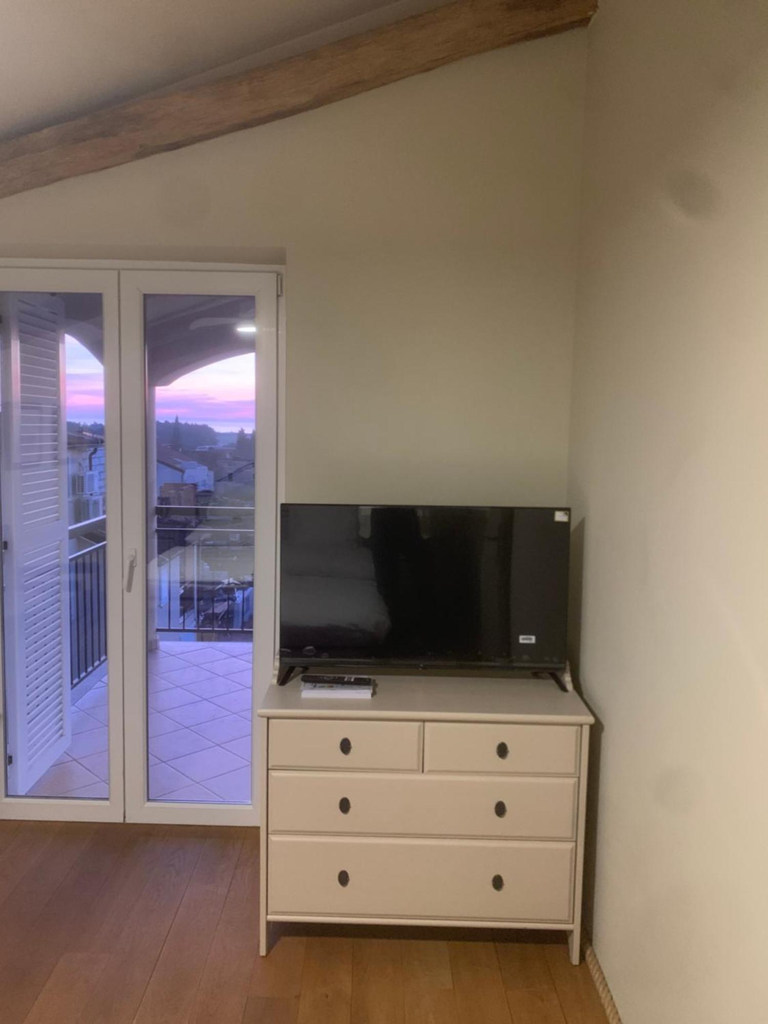 Dachgeschoss-Apartment "Andemi" In Istrien Novigrad Istria Buitenkant foto