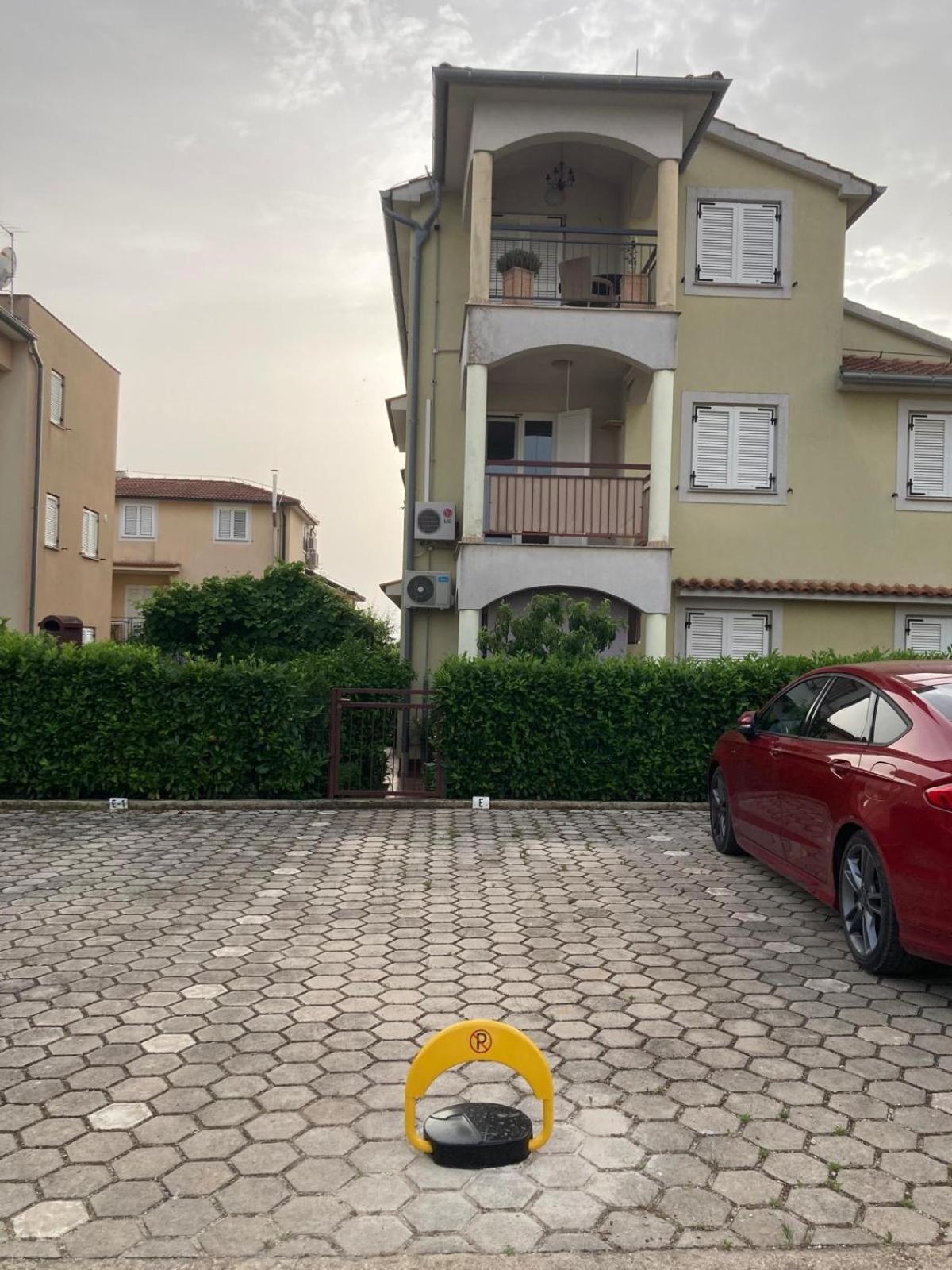 Dachgeschoss-Apartment "Andemi" In Istrien Novigrad Istria Buitenkant foto
